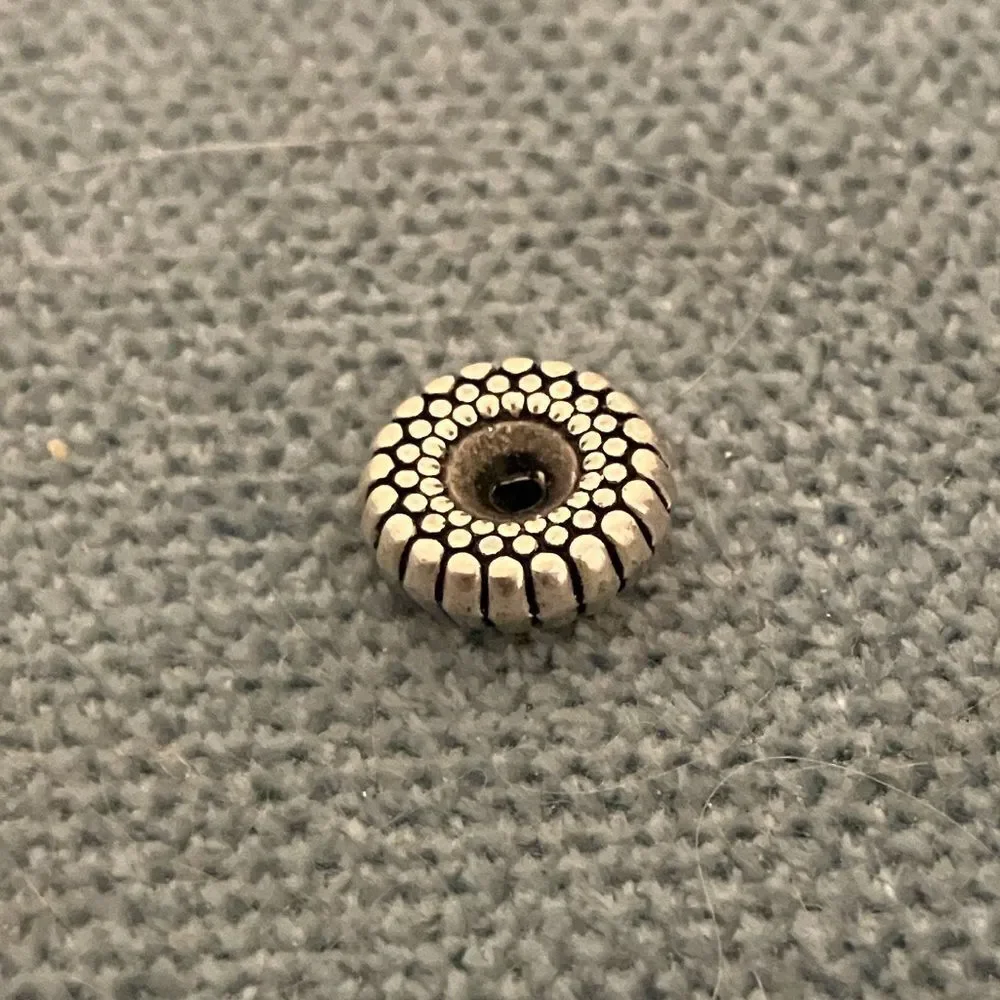 Bead